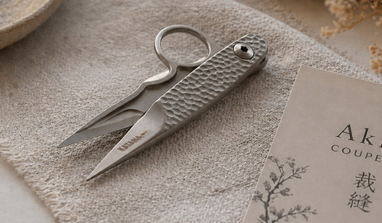 coupe fils katana akiro